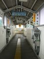駅連絡通路に設置された簡易改札機